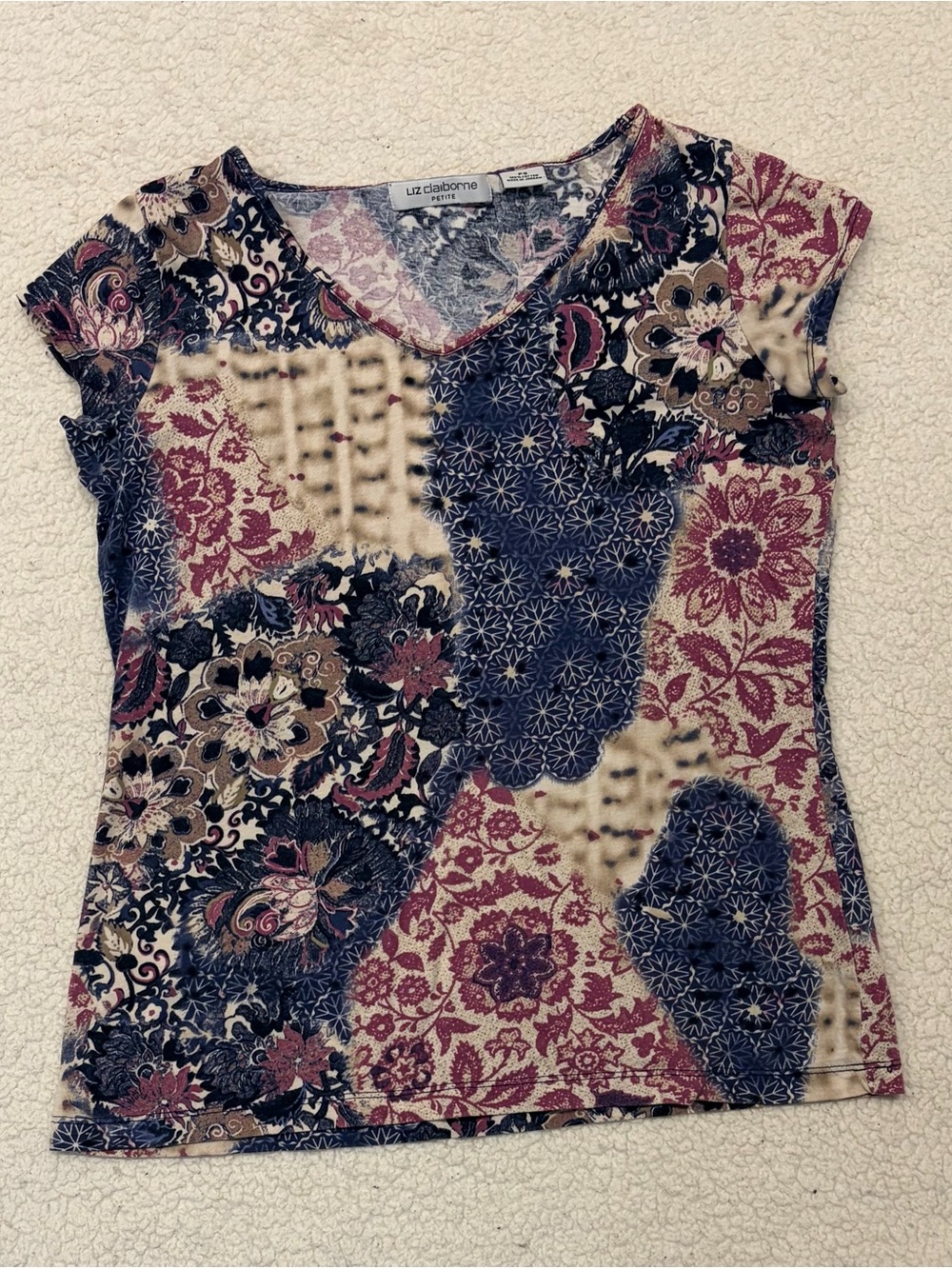 Liz Claiborne Petite Patchwork Floral V-Neck Cap Sleeve Top (Size PS)